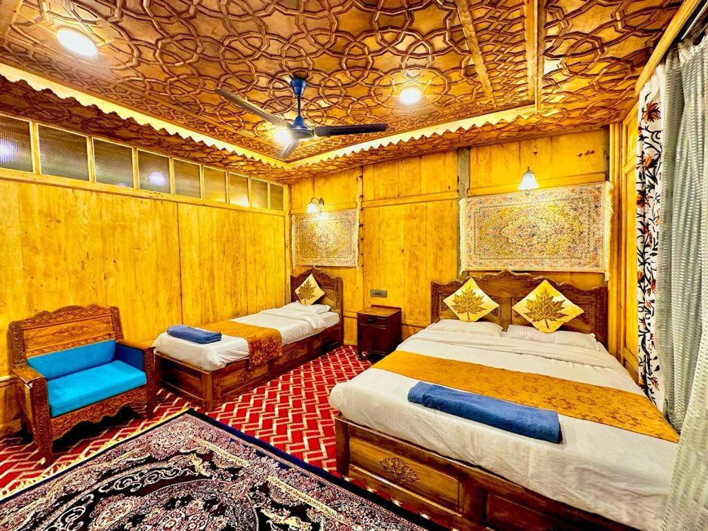 New Zealand Group Of Houseboats Hotel Srinagar  Ngoại thất bức ảnh
