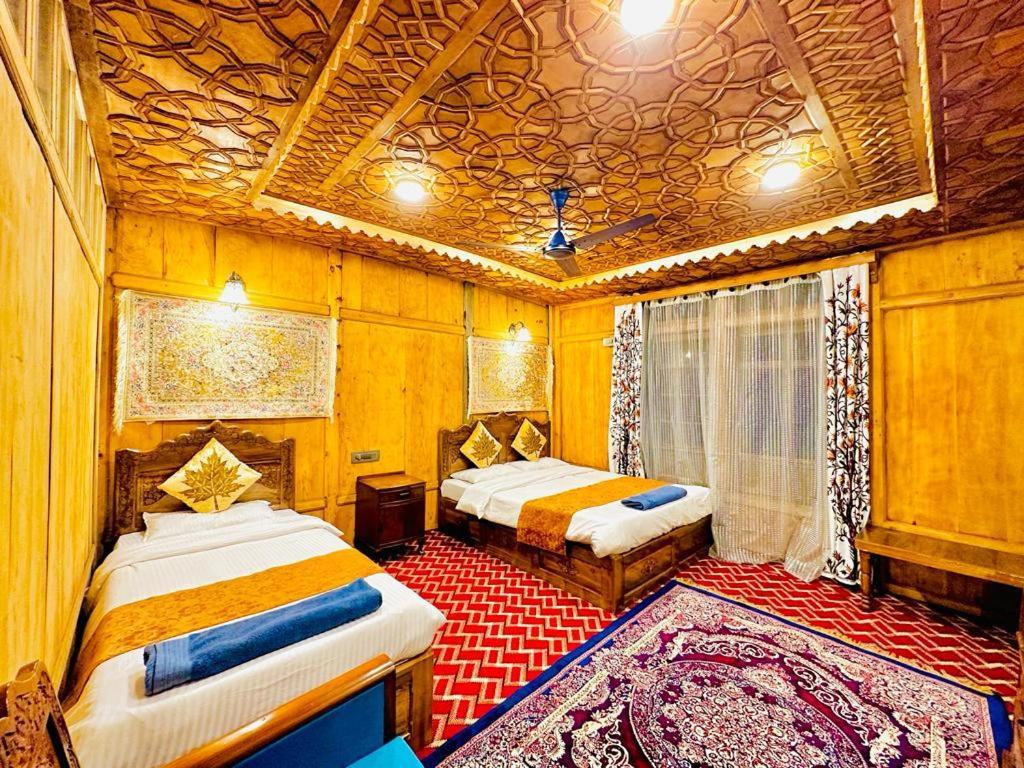 New Zealand Group Of Houseboats Hotel Srinagar  Ngoại thất bức ảnh