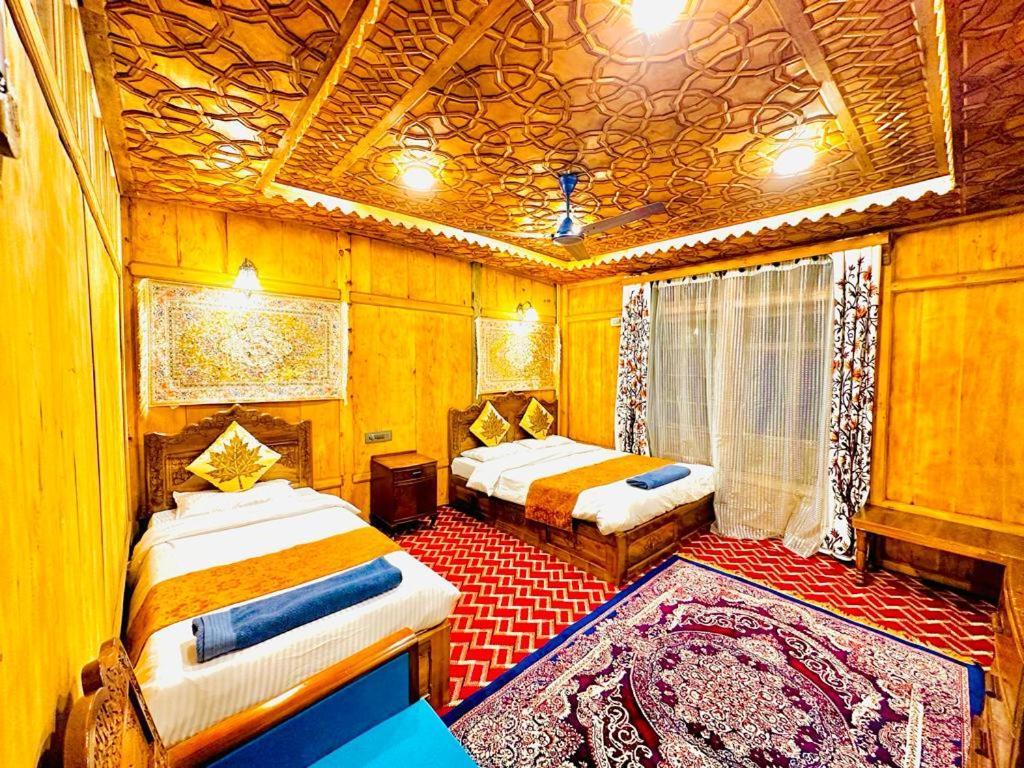 New Zealand Group Of Houseboats Hotel Srinagar  Ngoại thất bức ảnh